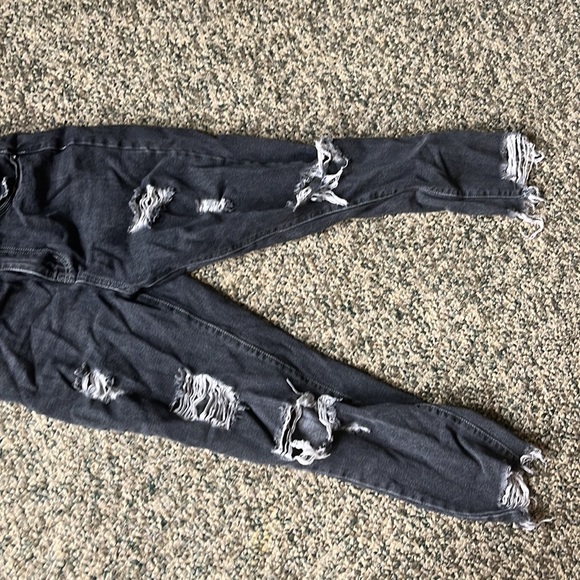 Dark Distressed Jeans - Picture 3 of 3